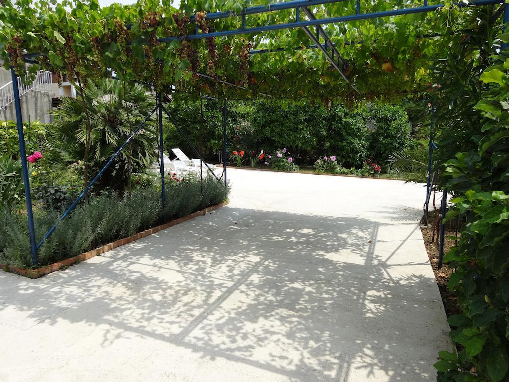 Apartments Odesa Herceg Novi Ngoại thất bức ảnh